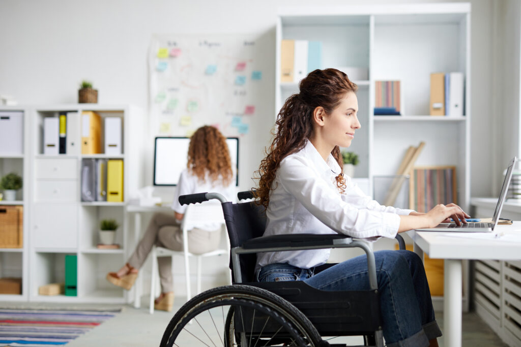 HR professional who is a wheelchair user